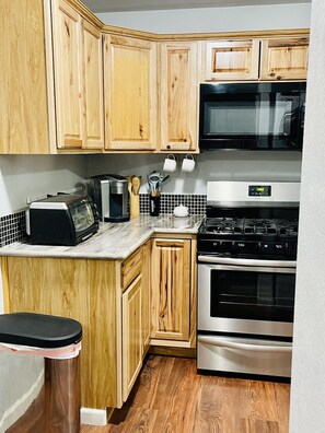 Fridge, microwave, oven, stovetop - Private apartment in our home with separate entry. (Valdez)