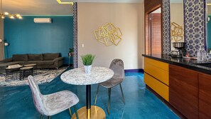 Traditional Cabin, 1 Bedroom | In-room dining - Catrina (Valle de Guadalupe)