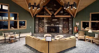 Cozy Studio Apt w/pools, hot tub, Sauna Lincoln NH