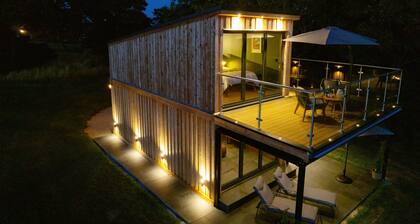 Tawny Lodge - 1 Bedroom - Blossom Farm