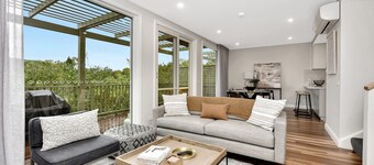 Premium Villa 2br Malvasia at Cypress Lakes - Modernised Comfort