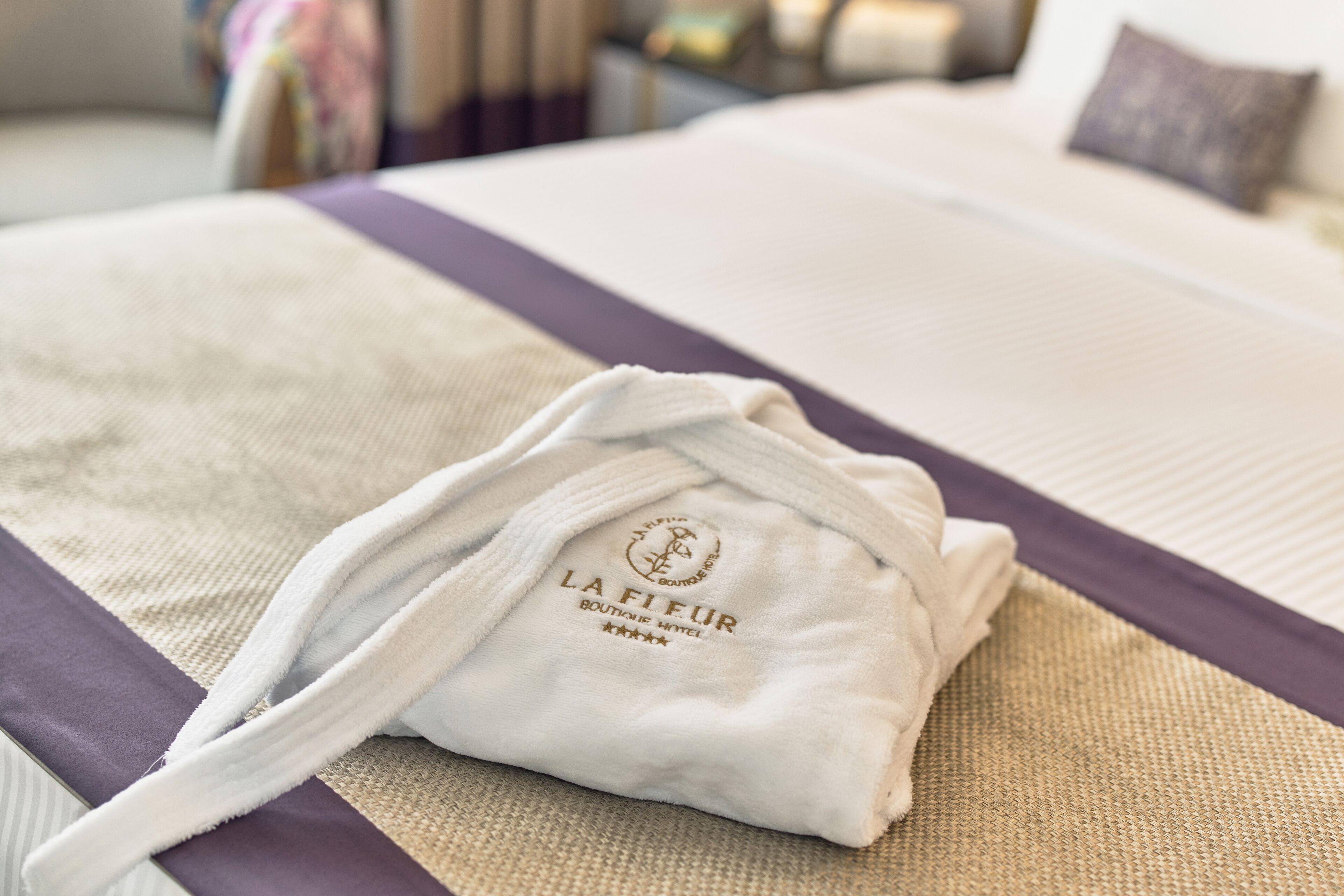 deluxe double room | hypo-allergenic bedding, minibar, in-room safe, desk