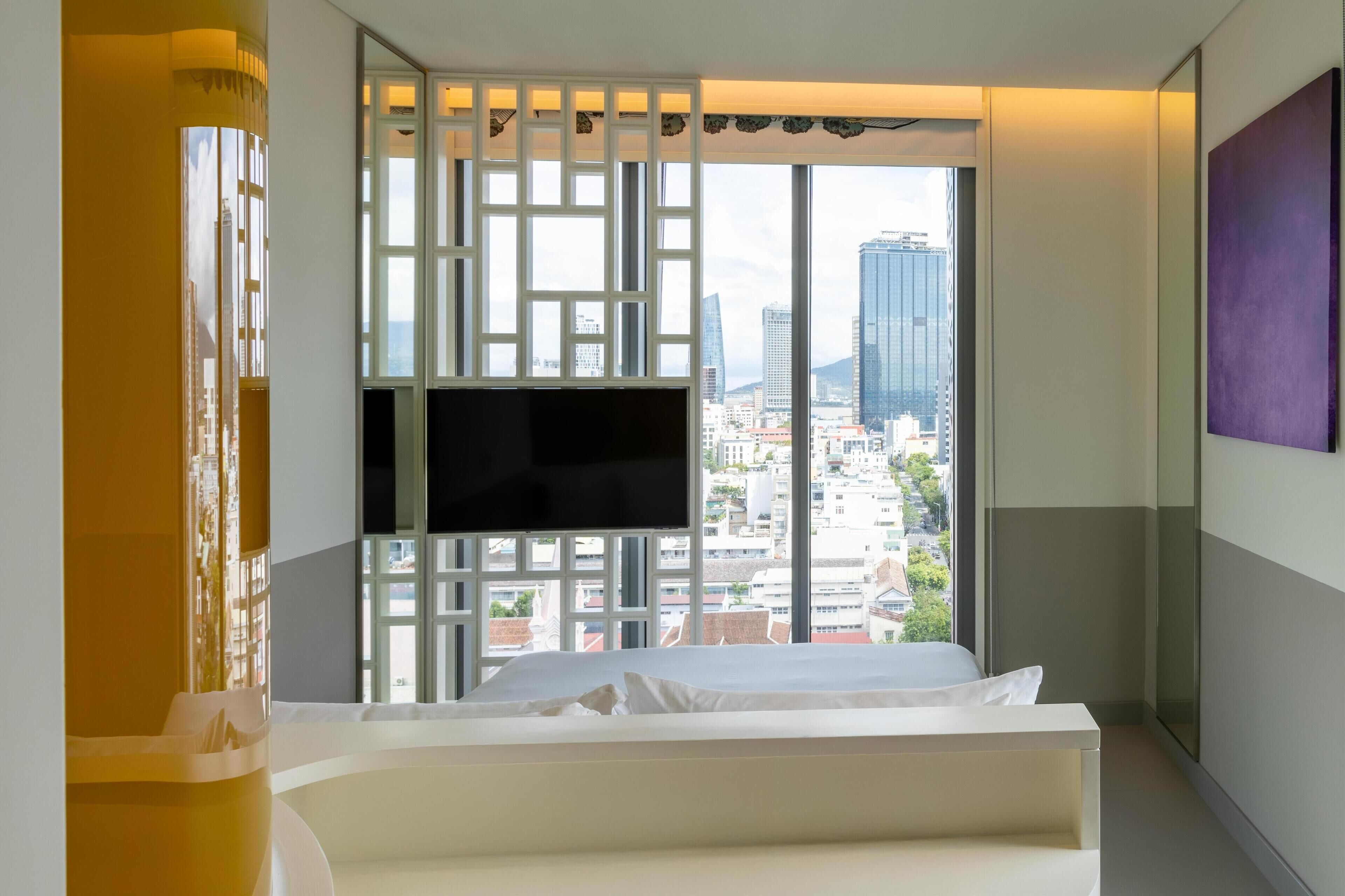 Colchones Select Comfort, minibar y caja de seguridad en la habitación 