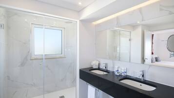 Hair dryer, bidet, towels