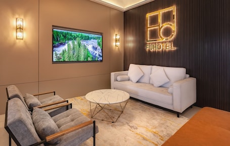 Recepción. FUHOTEL