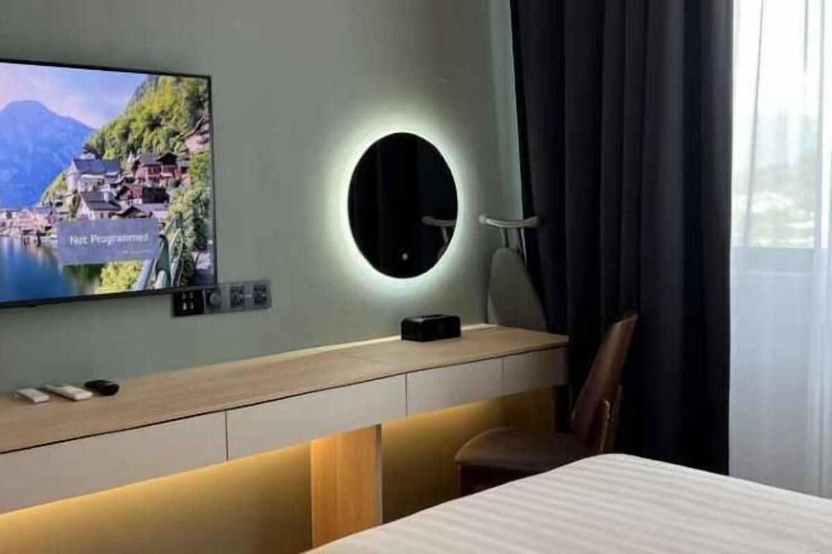 1 bedroom, in-room safe, blackout drapes, iron/ironing board