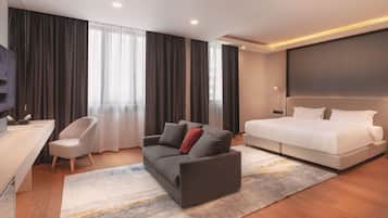 Fullest Suite | Una cassaforte in camera, tende oscuranti, ferro/asse da stiro