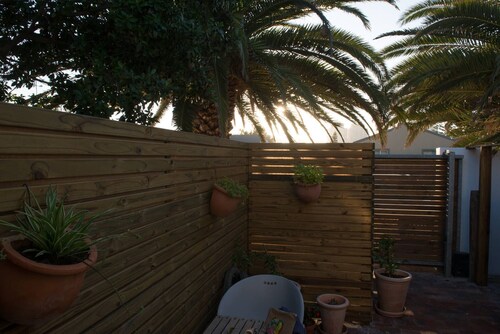 Adams Place Beautiful Apartment In Table View