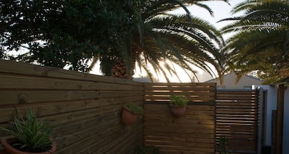 Adams Place Beautiful Apartment In Table View