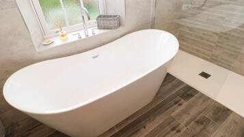 Cottage | Kamar mandi | Shower
