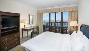 In-room safe, laptop workspace, blackout curtains, iron/ironing board