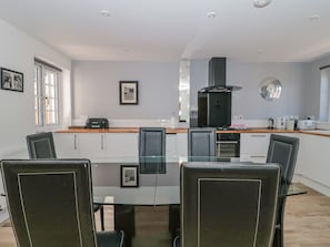 Fridge, dishwasher, electric kettle, toaster