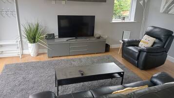 Apartment | Living room