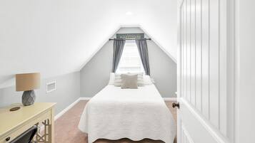 5 makuuhuonetta, Wi-Fi, vuodevaatteet