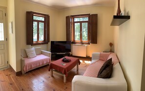 TV connectée, table de tennis de table