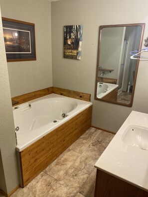 Shower, towels, soap, toilet paper
