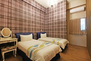1 bedroom, free WiFi, bed sheets