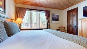 Condo, 4 Bedrooms