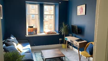 TV, DVD player, offices