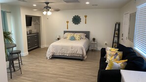 1 bedroom, free WiFi, bed sheets