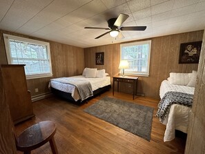 2 bedrooms, Internet, bed sheets