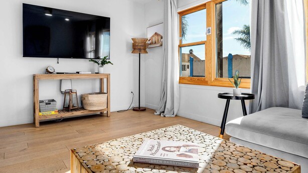 TV, offices - Beach Getaway in the Heart of Capitola Village! (Capitola)