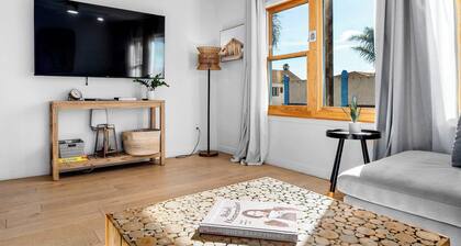 Beach Getaway in the Heart of Capitola Village!