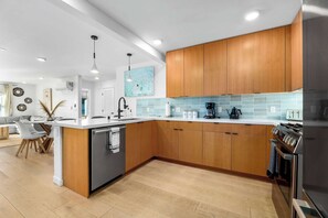 Coffee/tea maker, fridge, microwave, oven - Beach Getaway in the Heart of Capitola Village! (Capitola)