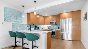 Coffee/tea maker, fridge, microwave, oven - Beach Getaway in the Heart of Capitola Village! (Capitola)