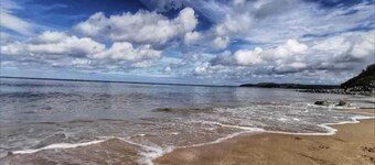 Huge African Safari Tent 4- Hot Tub - Dog Friendly