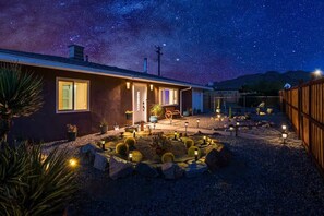 Exterior - Haven Rock: The Secluded Sanctuary Experience (Joshua Tree)