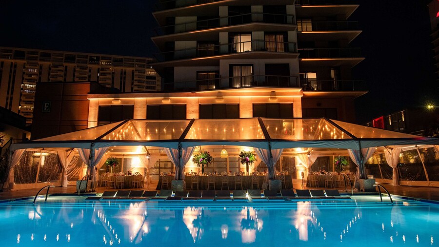 Embassy Suites by Hilton Virginia Beach Oceanfront Resort