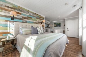 1 bedroom, iron/ironing board, travel cot, free WiFi