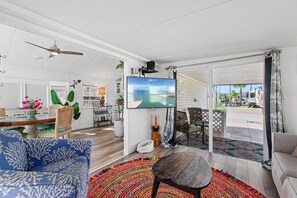 Smart TV, books