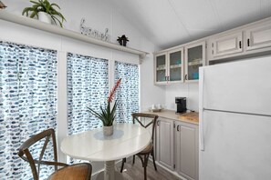 Imagen sin descripción, 2 de 40, botón