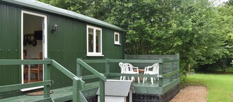 Shepherds Hut 3 at Laddingford - UK32532