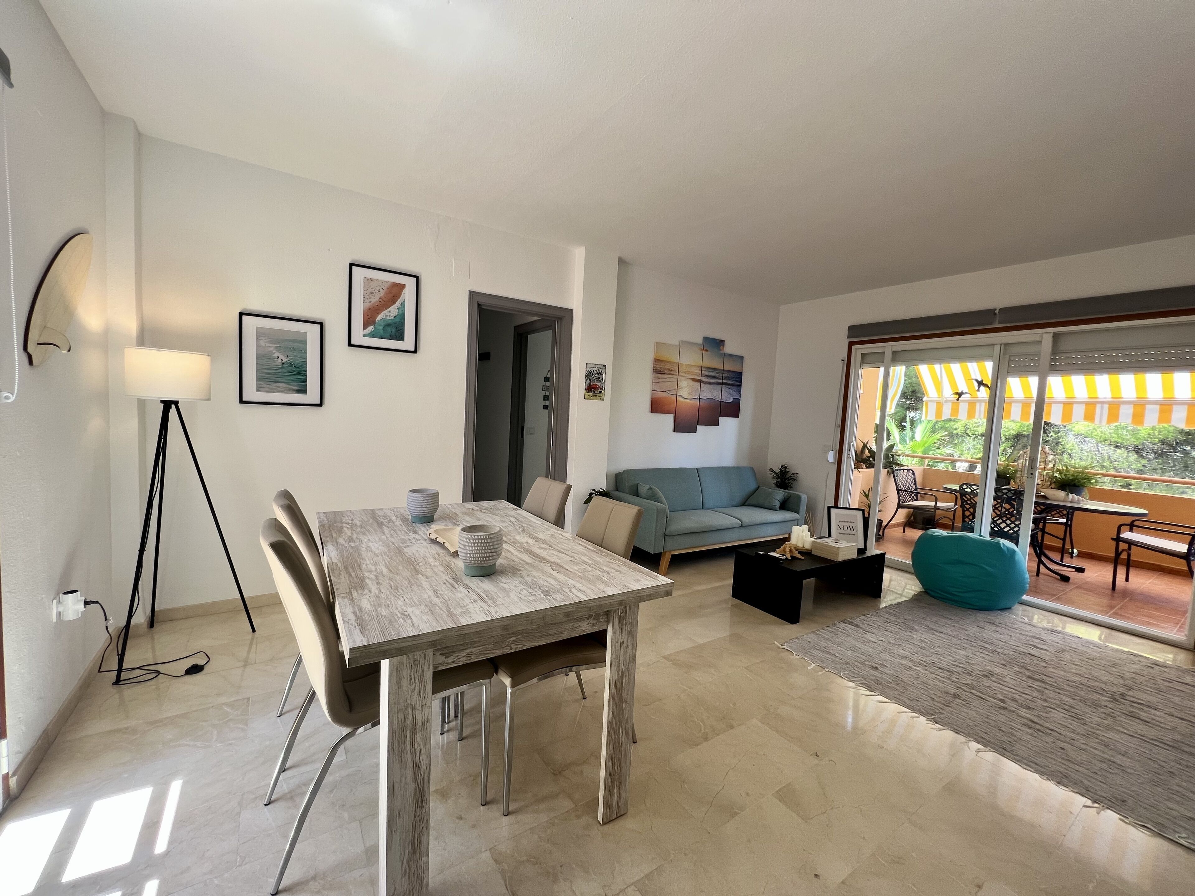 リビング エリア