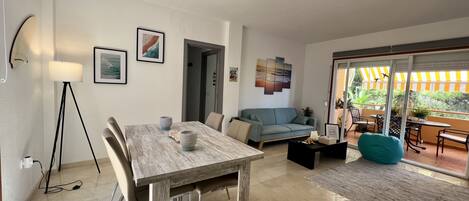 リビング エリア