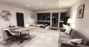 1 Schlafzimmer, Bügeleisen/Bügelbrett, kostenloses WLAN, Bettwäsche