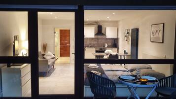 1 Schlafzimmer, Bügeleisen/Bügelbrett, kostenloses WLAN, Bettwäsche