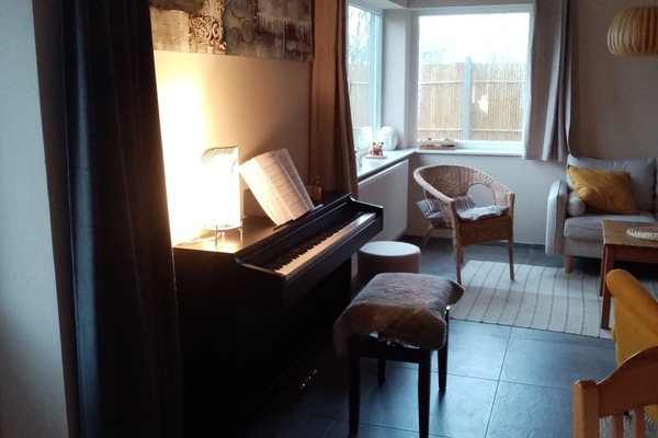 E-Piano im Wohnzimmer
