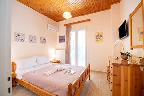 2 chambres, coffres-forts dans les chambres, bureau