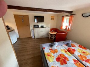 1 camera, Wi-Fi, lenzuola