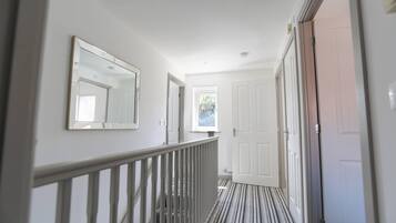 Apartment, Private Bathroom | Bahagian dalam