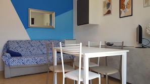 Dining - La Quiete 08 lake view Apartment (Tremosine)