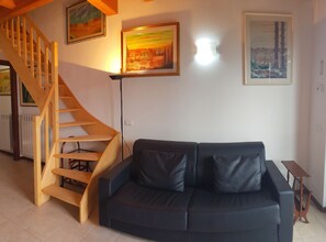 TV - La Quiete 63 Terrace Holiday apartment (Tremosine)