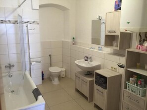 Bathtub