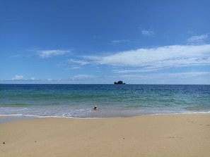 Praia particular, serviço de traslado de/para a praia grátis 