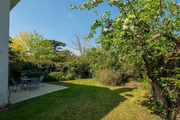 Panoramic Apartment, Private Bathroom (Riverwalk Apartment One) | Garden