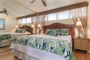 1 bedroom, iron/ironing board, free WiFi, bed sheets - Oceanfront Condo- Gorgeous Ocean Views! Sleeps 4 (Lahaina)